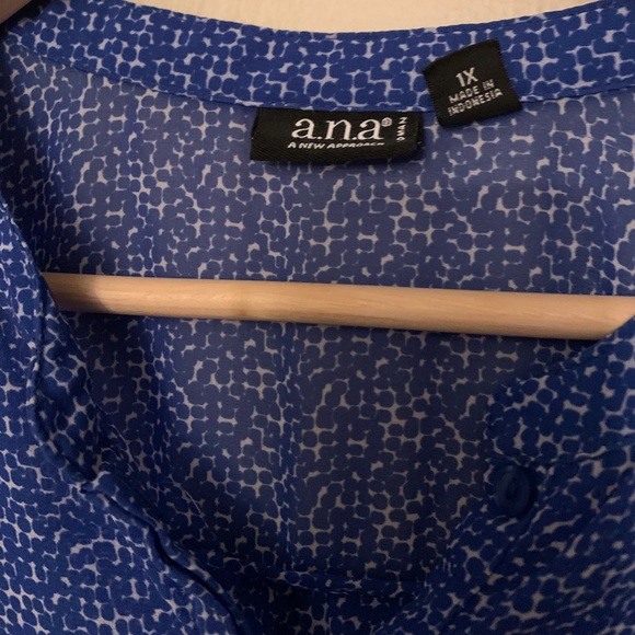 a.n.a. Blouse - Picture 3 of 6